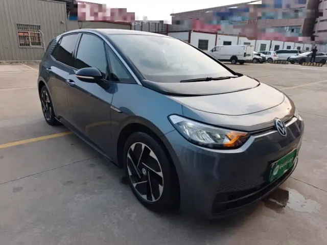 Volkswagen ID.3 — Фото автомобиля 3