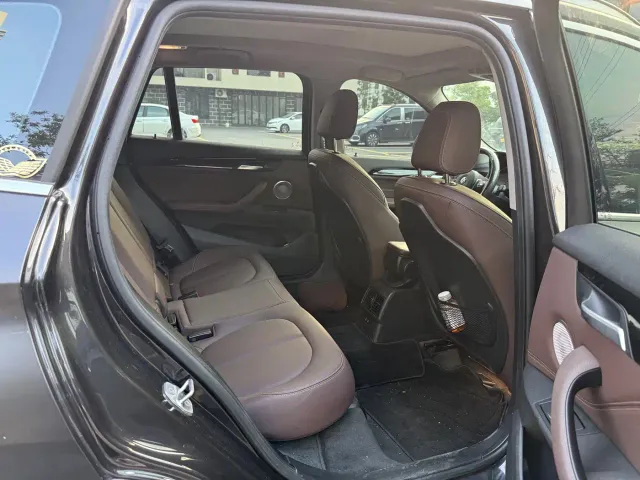 BMW X1 — Фото автомобиля 8