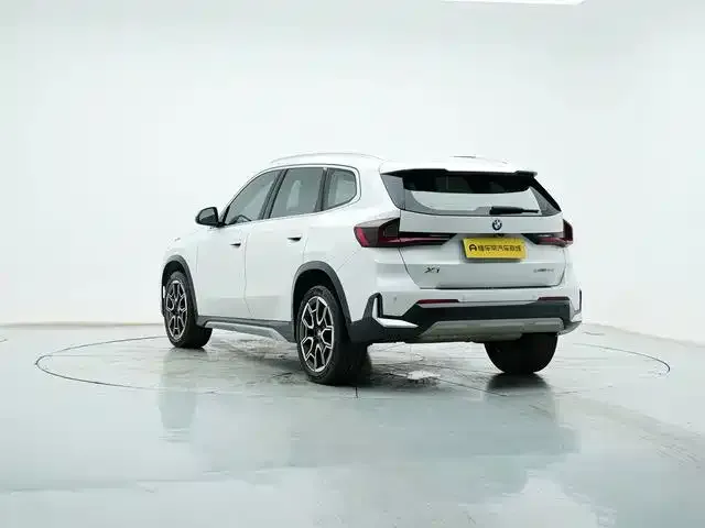 BMW X1 — Фото автомобиля 6