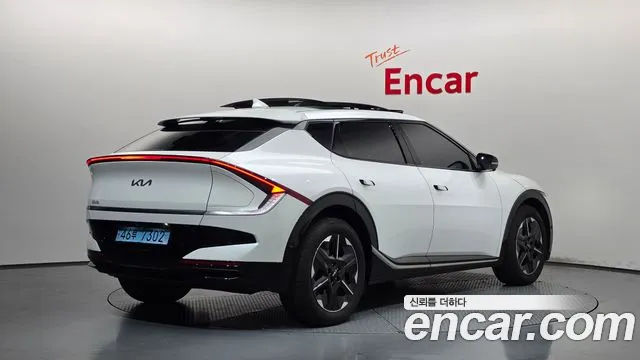 Kia EV6 New — Фото автомобиля 2