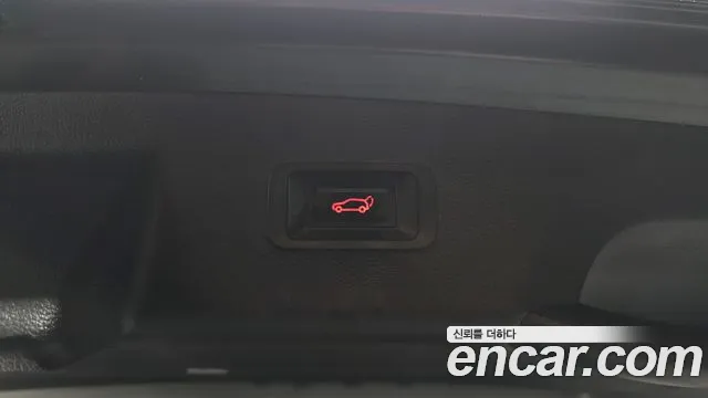 Kia Canival Carnival 4 поколение Бензин 9 мест Prestige — Фото автомобиля 20