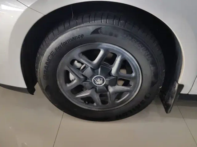 BYD Qin PLUS — Фото автомобиля 22