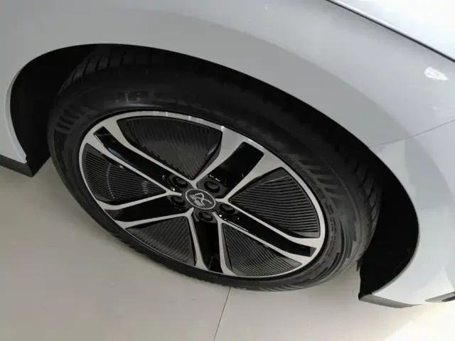 BYD Han — Фото автомобиля 6