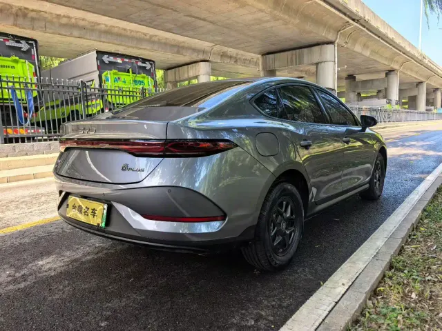BYD Qin PLUS — Фото автомобиля 9