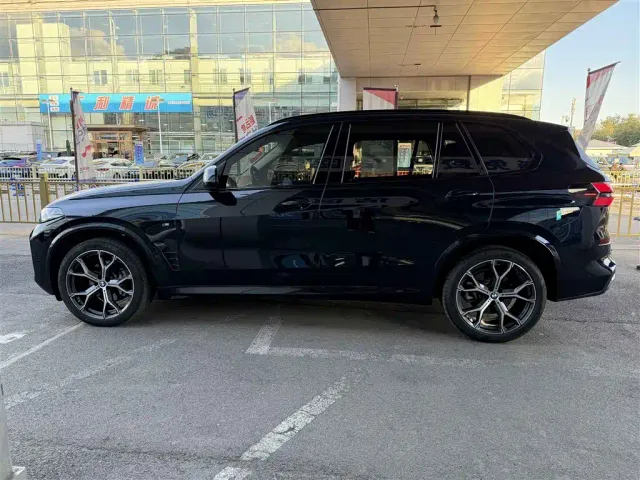 BMW X5 — Фото автомобиля 4
