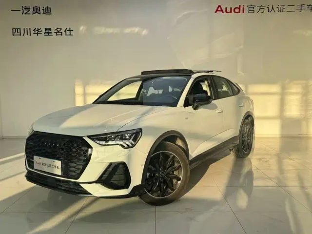Фотография автомобиля — Audi Q3 Sportback