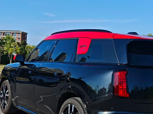 MINI JCW COUNTRYMAN — Фото автомобиля 13