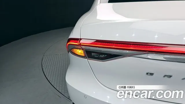 Hyundai Grandeur Новый Grandeur IG 3.0 LPi (Для проката) — Фото автомобиля 21