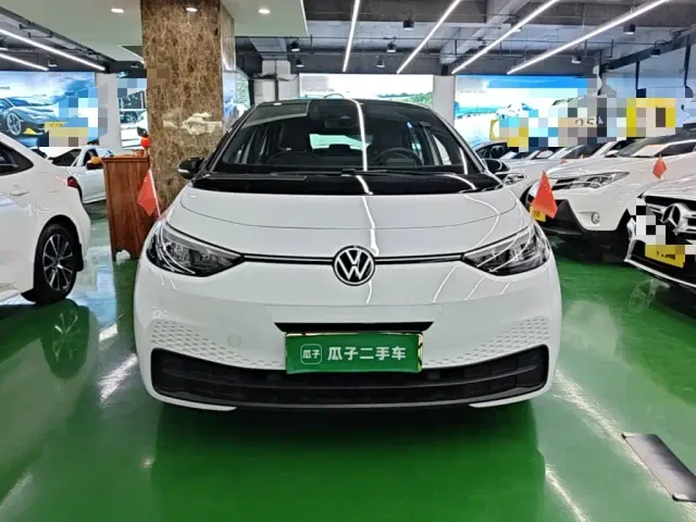 Volkswagen ID.3 — Фото автомобиля 2