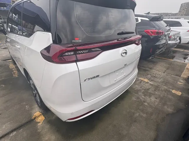 GAC Trumpchi M6 — Фото автомобиля 17