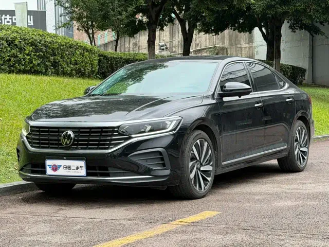 Фотография автомобиля — Volkswagen Passat