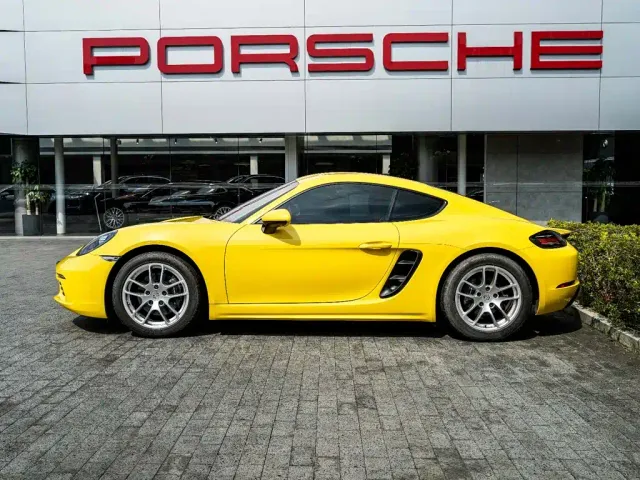 Porsche 718 — Фото автомобиля 14