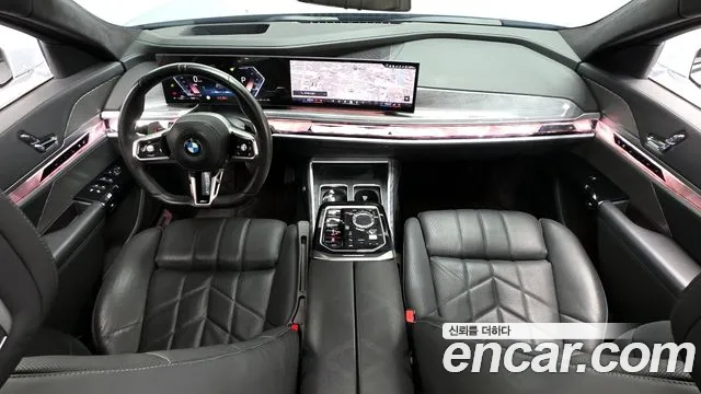 BMW 7-Series 7 серия (G70) 740i sDrive M Sport Individual — Фото автомобиля 7