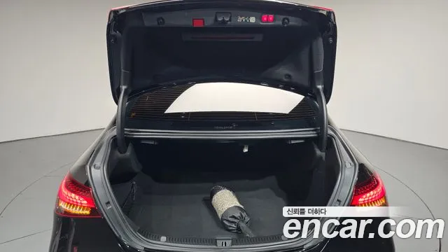 Mercedes-Benz E-Class E-класс W213 E350 4MATIC Exclusive — Фото автомобиля 29