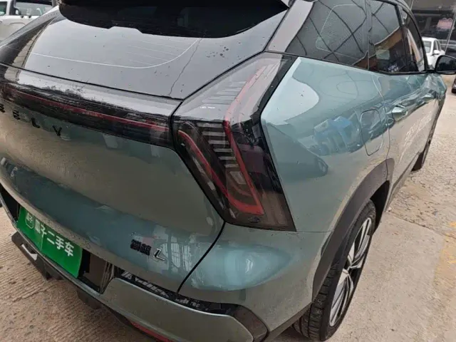 Geely Boyue L 2025 4th Gen 1.5TD DCT Splendor — Фото автомобиля 7