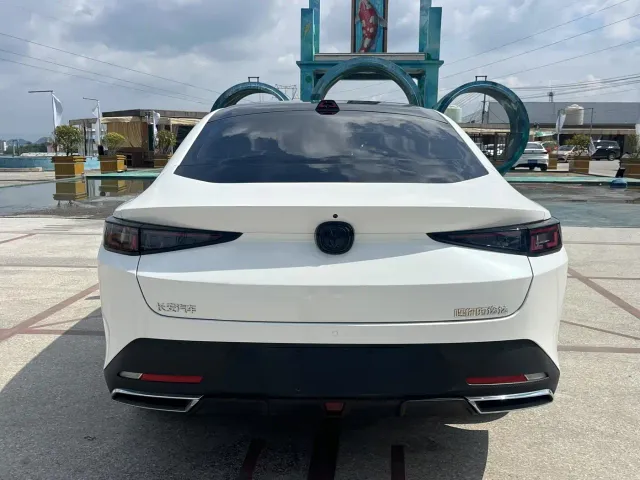 Changan Lamore — Фото автомобиля 7