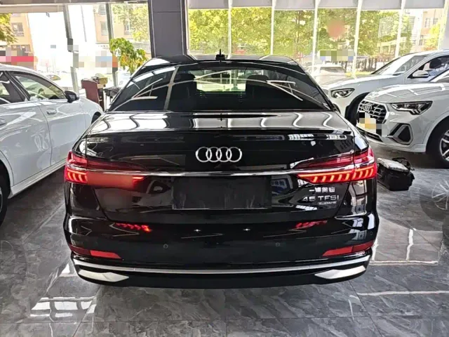 Audi A6L — Фото автомобиля 5