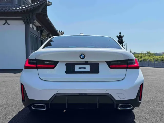 BMW 3 Series — Фото автомобиля 5