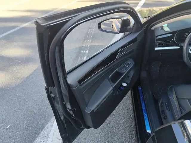 Volkswagen Passat — Фото автомобиля 7