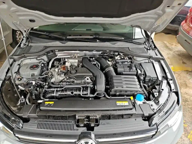 Volkswagen Golf — Фото автомобиля 19