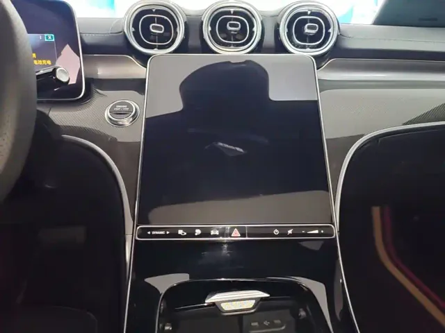 Mercedes-Benz C-Class — Фото автомобиля 12