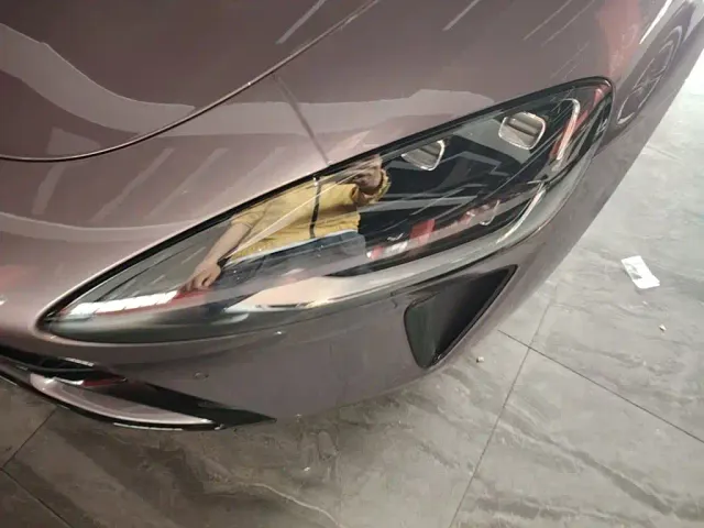 Xiaomi SU7 — Фото автомобиля 17