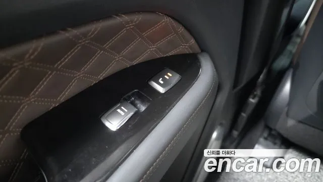 KG_Mobility_Ssangyong Rexton — Фото автомобиля 18