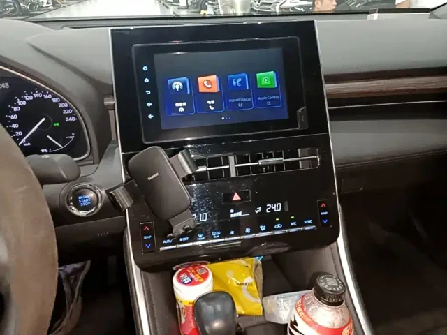 Toyota Avalon — Фото автомобиля 12