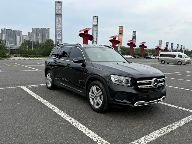 Mercedes-Benz GLB-Class — Фото автомобиля 3
