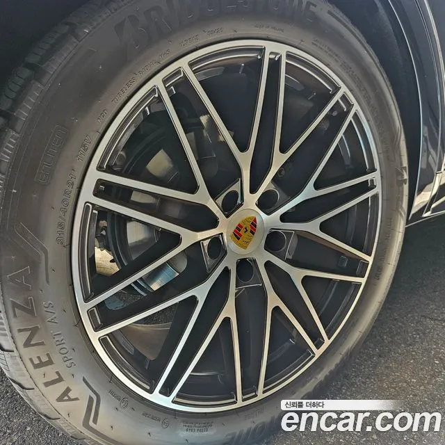 Porsche Cayenne PO536 — Фото автомобиля 5