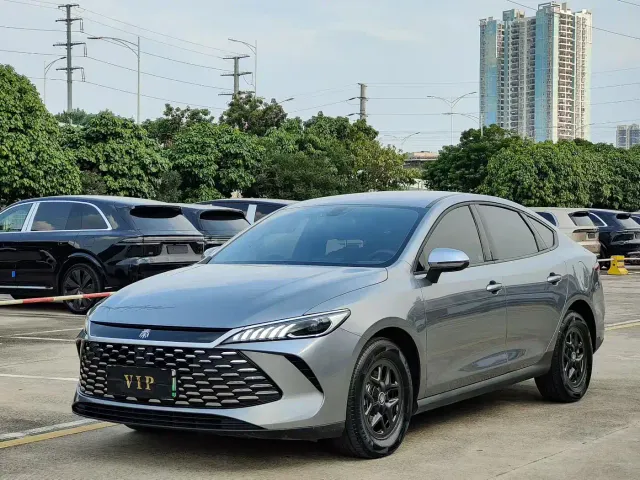Фотография автомобиля — BYD Qin PLUS