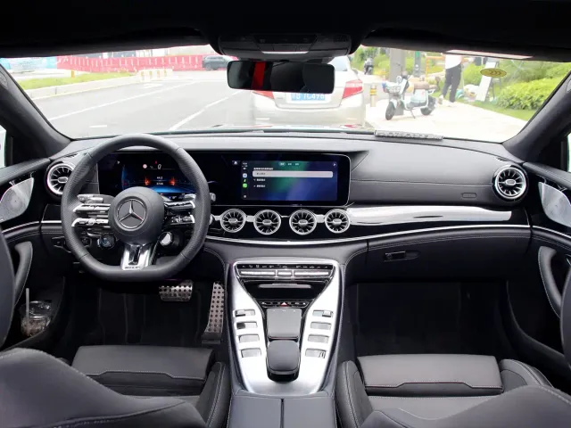 Mercedes-Benz AMG GT — Фото автомобиля 12