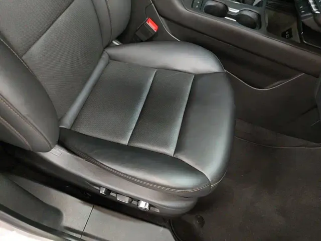 Cadillac XT4 — Фото автомобиля 24
