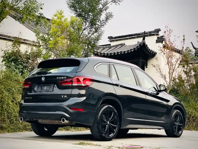 BMW X1 — Фото автомобиля 6
