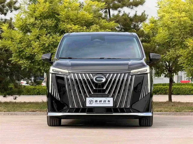 GAC Trumpchi M8 — Фото автомобиля 2