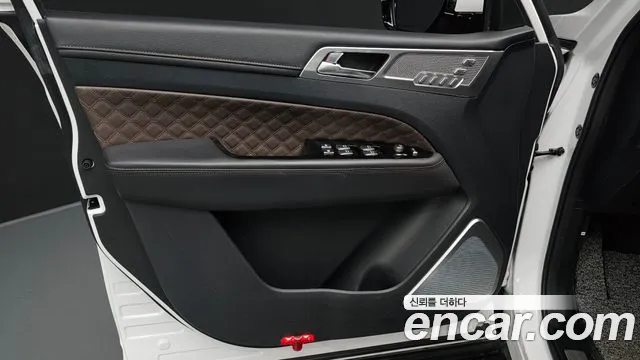 KG_Mobility_Ssangyong Rexton All Rexton Дизель 2.2 4WD — Фото автомобиля 21