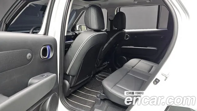 Hyundai Casper Electric — Фото автомобиля 12