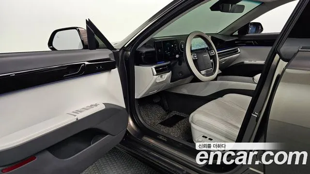 Hyundai Grandeur GN7 — Фото автомобиля 15