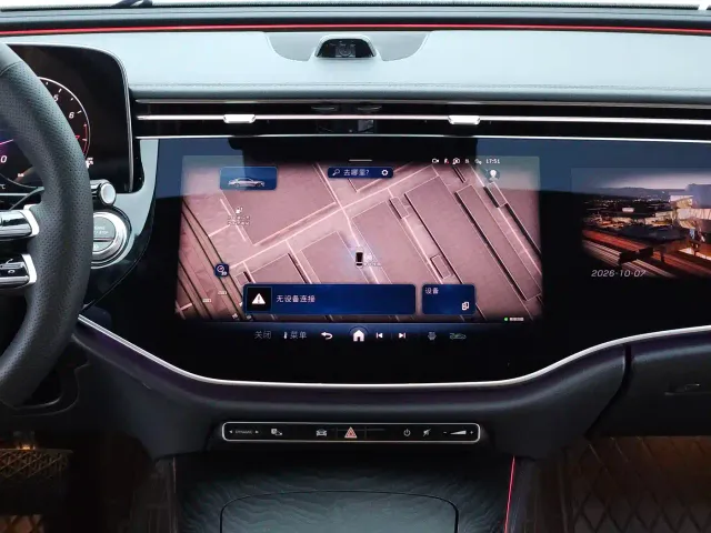 Mercedes-Benz E-Class — Фото автомобиля 13