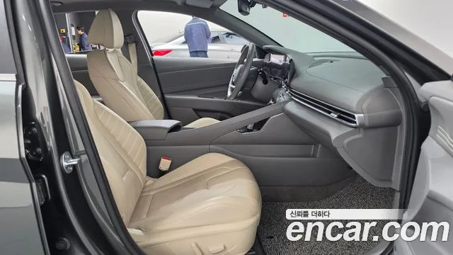 Hyundai Avante — Фото автомобиля 16