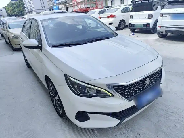 Peugeot 408 — Фото автомобиля 3