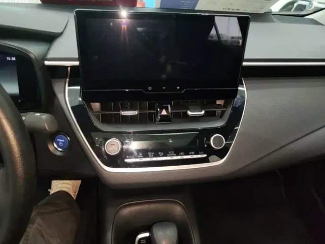 Toyota Corolla — Фото автомобиля 12