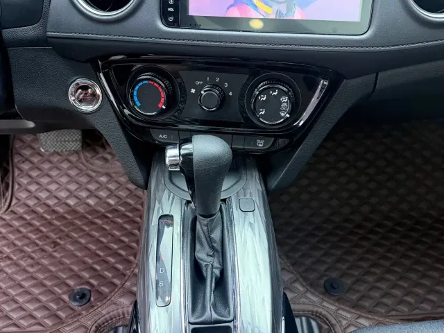 Honda XR-V — Фото автомобиля 12