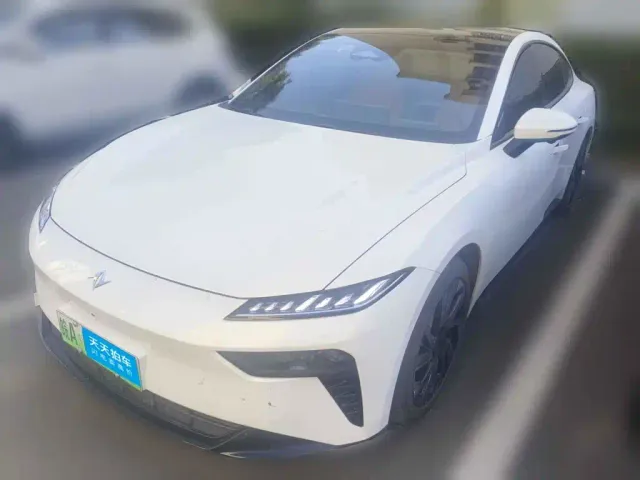 Фотография автомобиля — Dongfeng eπ 007