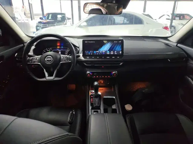 Nissan Teana — Фото автомобиля 5