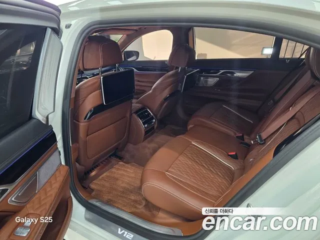 BMW 7 Series G11 — Фото автомобиля 7