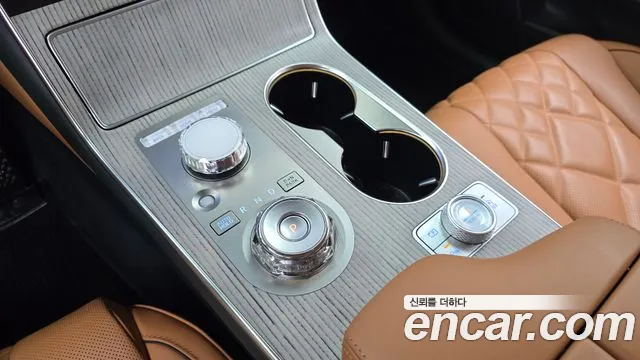 Genesis GV80 — Фото автомобиля 12