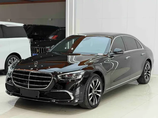 Mercedes-Benz S-Class — Фото автомобиля 2
