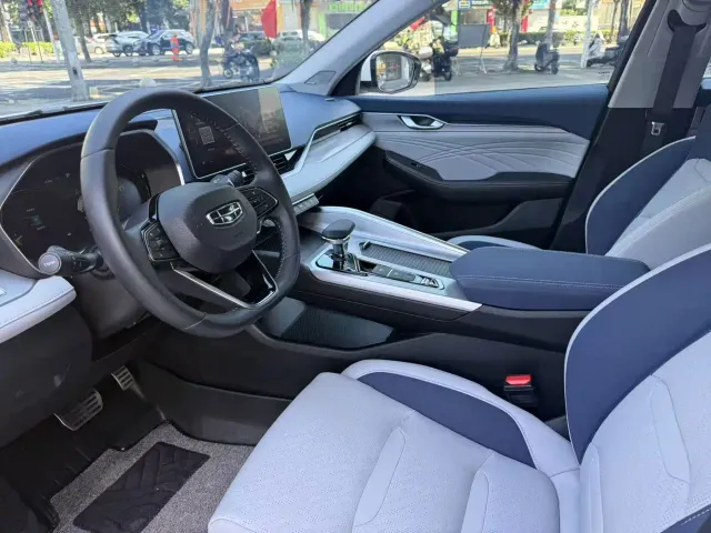 Geely Xingrui — Фото автомобиля 10