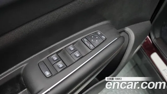 Renault-KoreaSamsung QM6 Новый QM6 2.0 LPe Première 2WD — Фото автомобиля 16